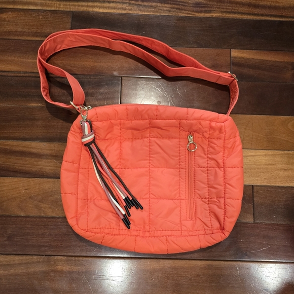 Rad Rev Cloud Messenger Bag In Neon Orange - Picture 1 of 3